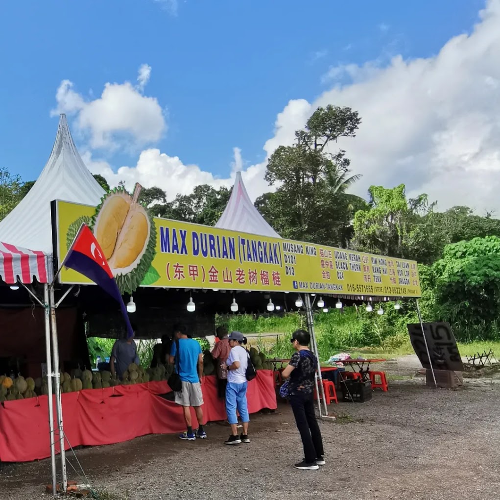 Durian Delight: 10 Must-Visit Roadside Stalls in Johor 