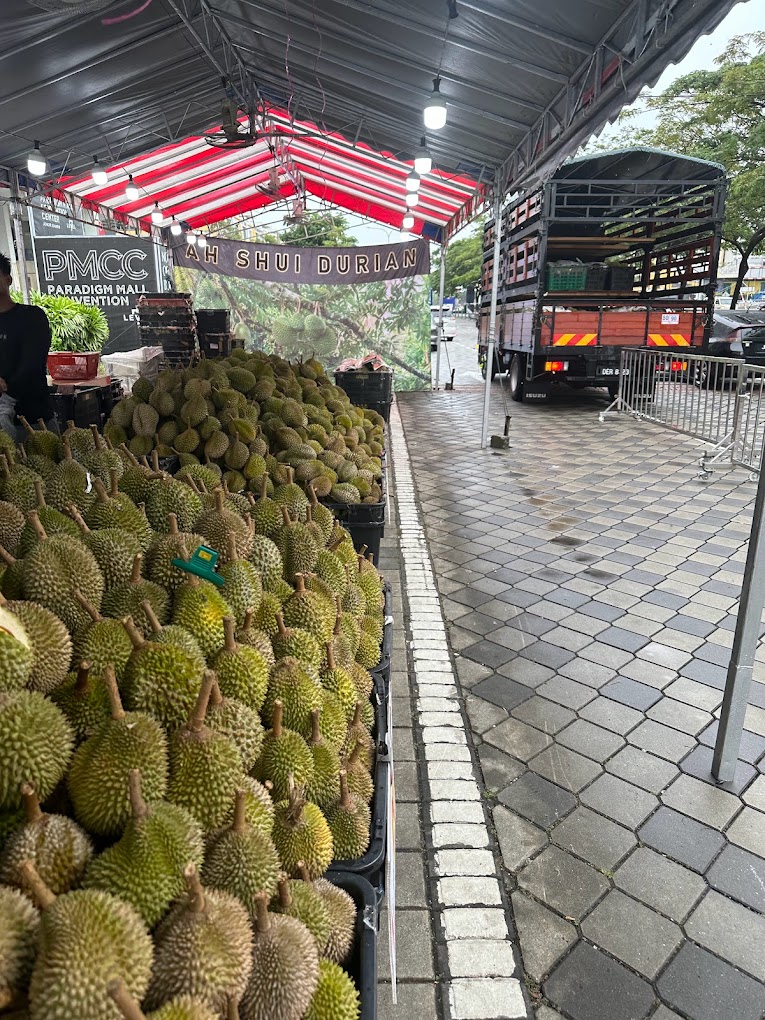 Durian Delight: 10 Must-Visit Roadside Stalls in Johor 