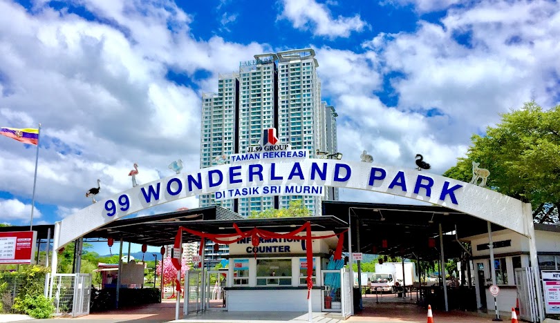 Indoor Theme Parks in Kuala Lumpur: A Fun-Filled Family Guide Indoor Theme Parks in Kuala Lumpur: A Fun-Filled Family Guide