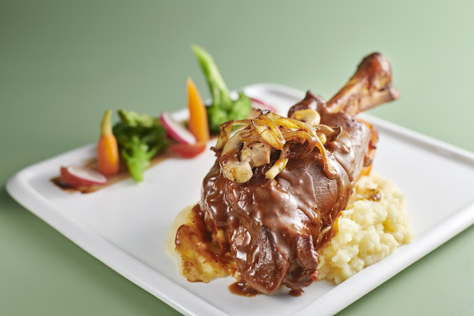 Celebrate the Festive Season: Top Christmas Dining Spots in KL 