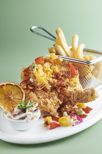 Celebrate the Festive Season: Top Christmas Dining Spots in KL 
